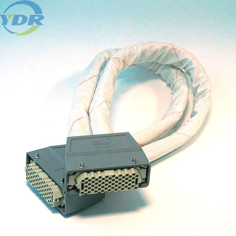 ຊຸດສາຍເຄເບີນຂະຫນາດໃຫຍ່ Heeee-064-FC 1600V